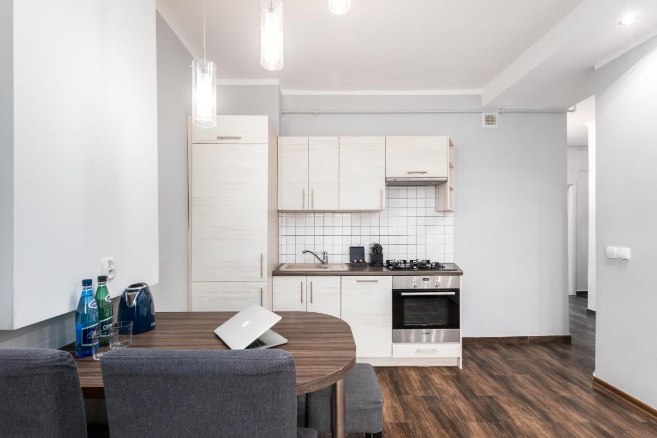 Apartament Chmielna By Your Freedom วอร์ซอ ภายนอก รูปภาพ