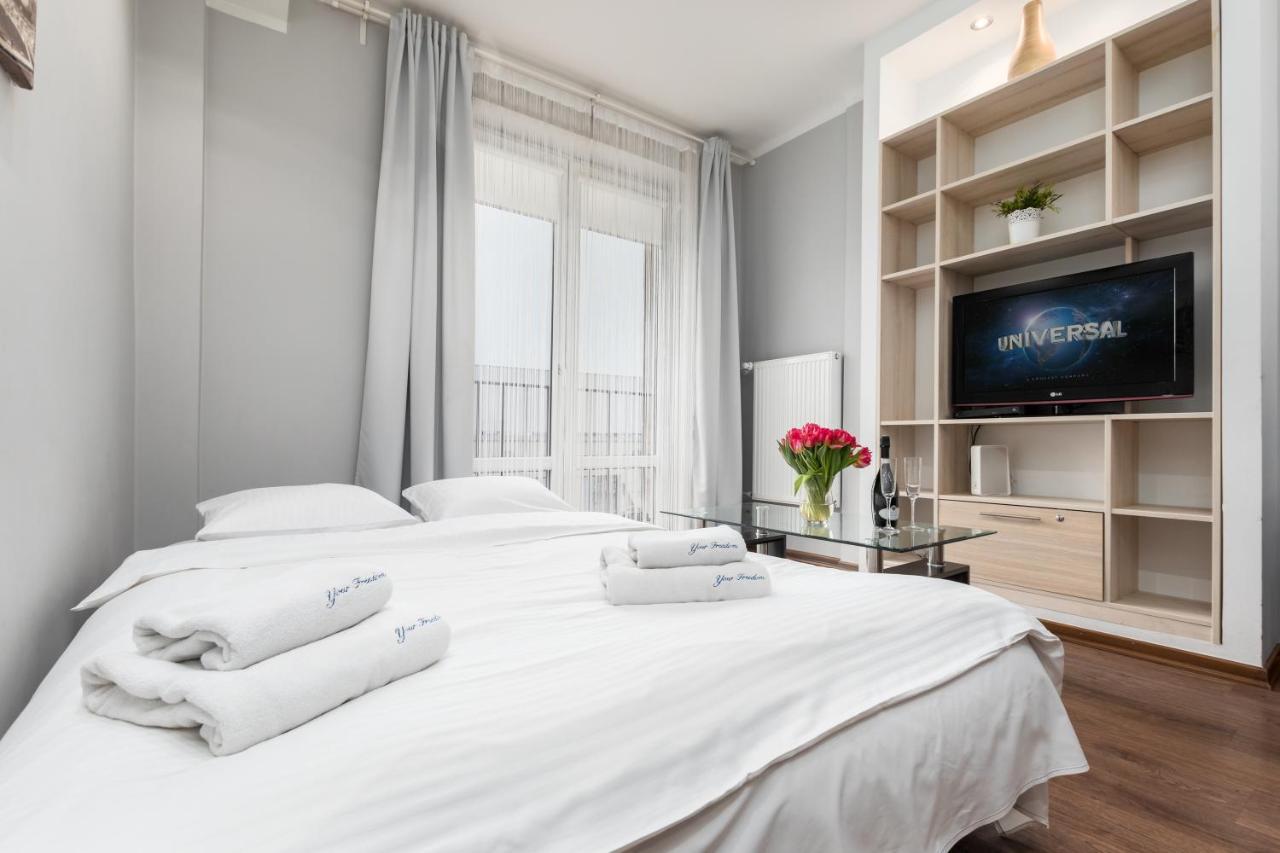 Apartament Chmielna By Your Freedom วอร์ซอ ภายนอก รูปภาพ
